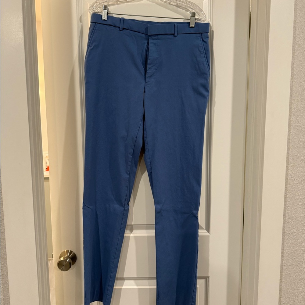 Tommy Hilfiger Men's Classic Blue Chinos